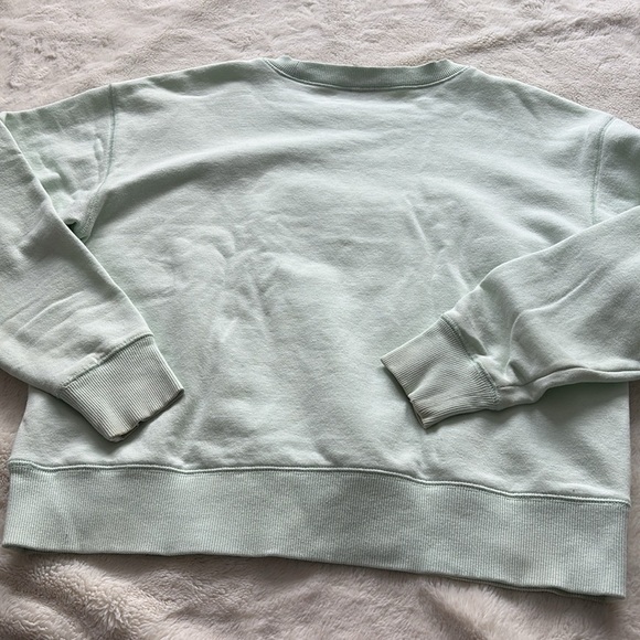The North Face Crewneck Sweatshirt – Size Small | Light Green | Streetwear Layer - Picture 6 of 6